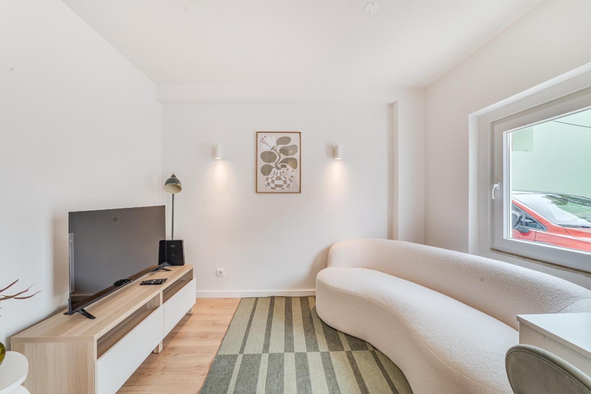 Campolide Charm Apartments II Lisbon Bagian luar foto